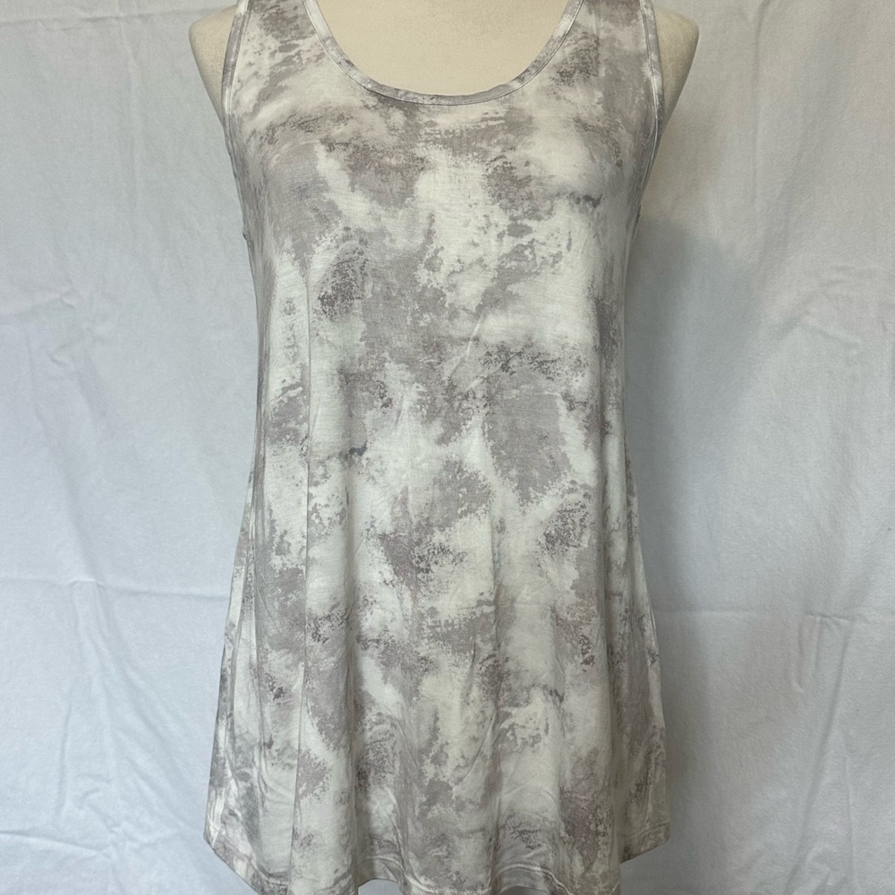cotton knit tank in neutrals of grey, tan, and white.